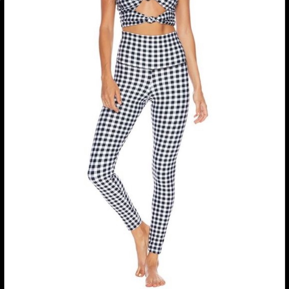 Beach Riot black and white leggings sz:L